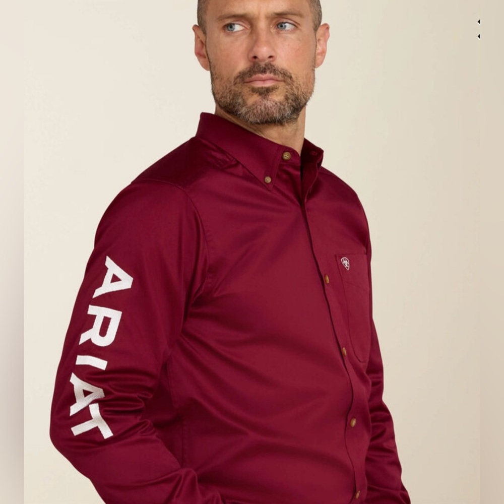 Ariat Red Lightweight Shirt Jacket with Modern Fit